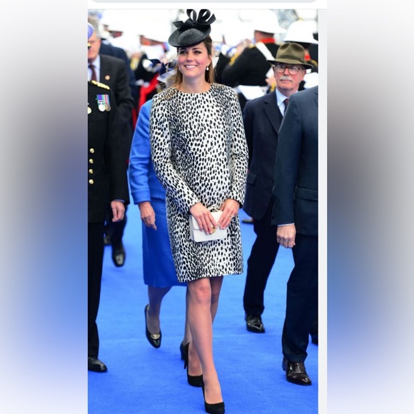 ASO Duchess Kate. Hobbs London Dalmatian print coat. - Picture 1 of 4
